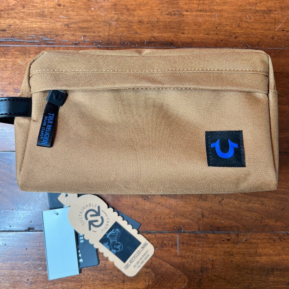 TRUE RELIGION Men's Travel Toiletry Dopp Kit NWT